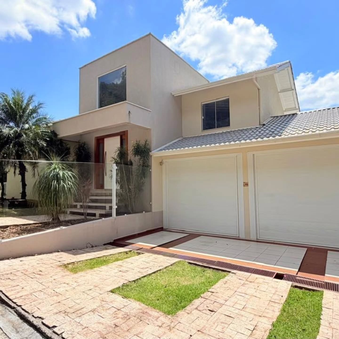 Casa alto padrão com piscina em Joaçaba – Vila Pedrini