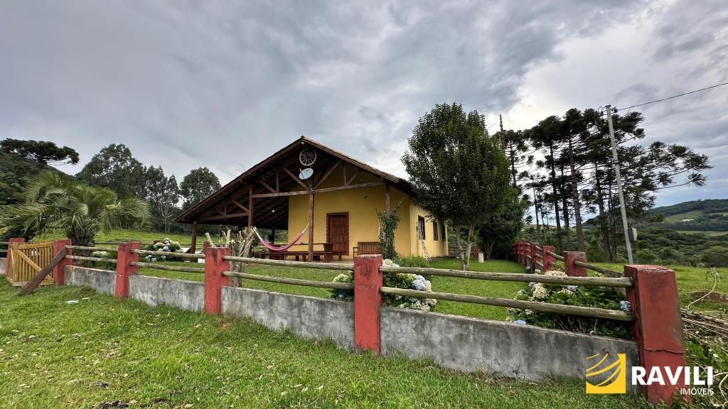 Maravilhoso Sitio no Interior de Herval d´Oeste, próximo a Sede Belém. Venda e Locação.