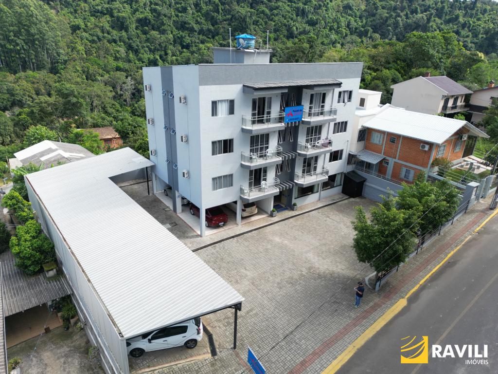 Prédio comercial de 13 quartos, bairro Centro, Piratuba/SC