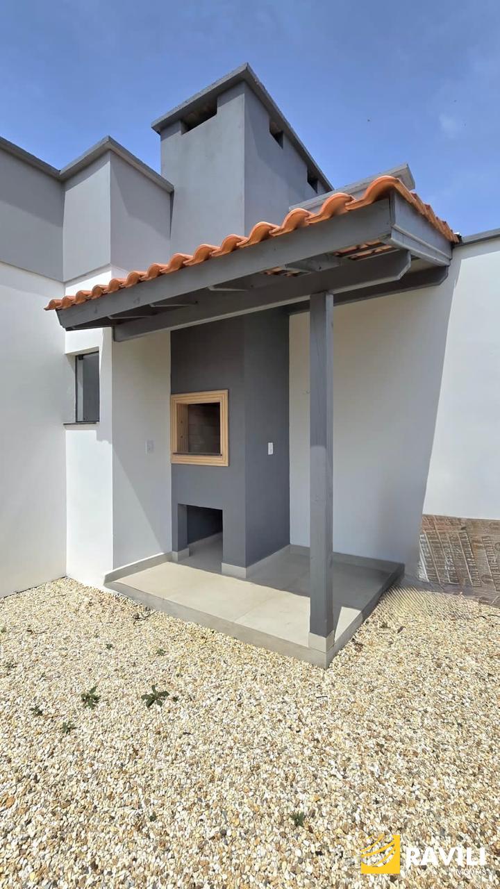 Casa Nova Geminada com Pé-Direito Alto para Venda no Residencial Verde Flor!
