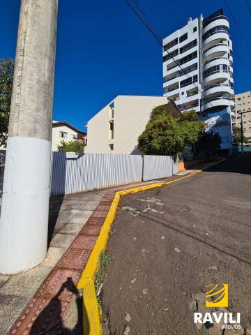 Amplo Terreno Centro de H. Oeste para Venda