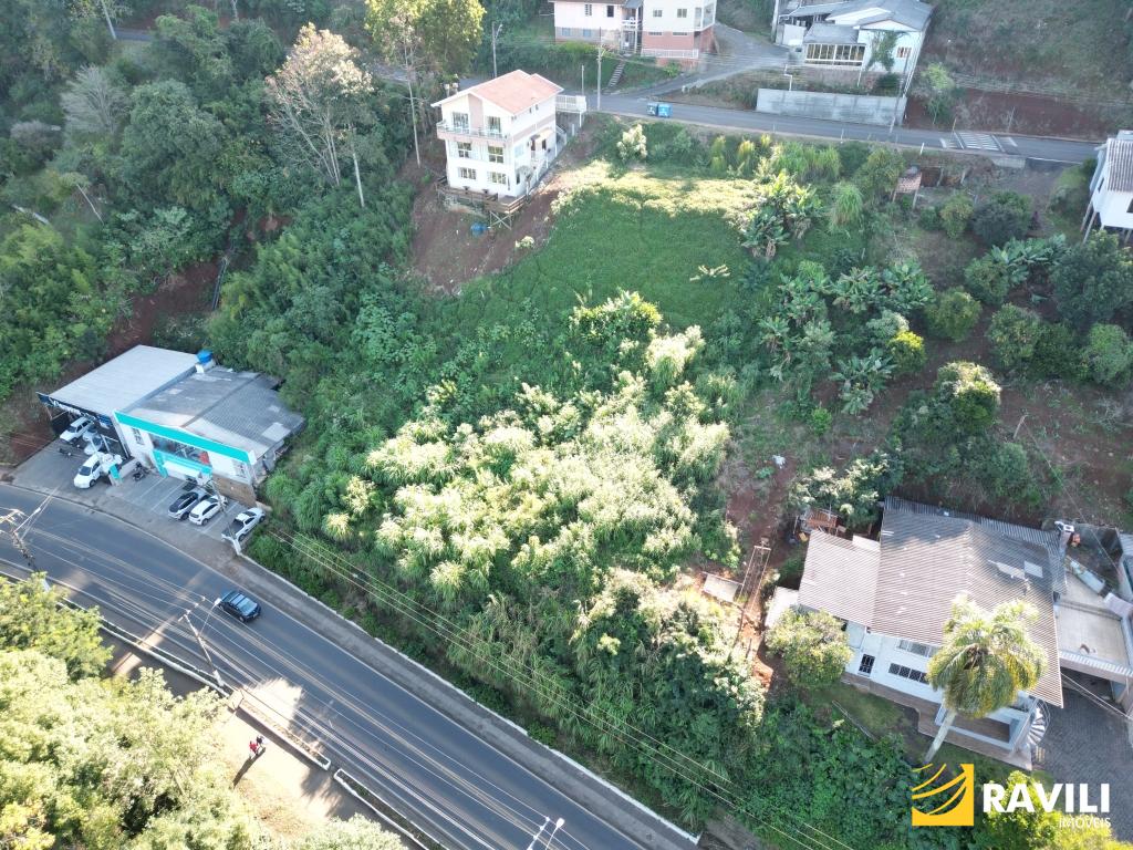 Terreno Bem Localizado à Venda!