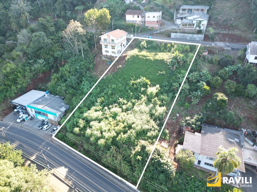 Terreno Bem Localizado à Venda!