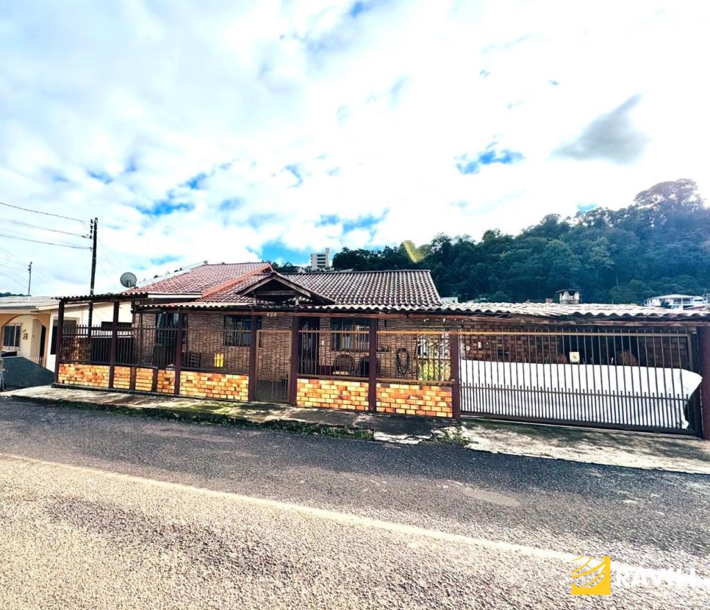 Imóvel para Venda, uma Oportunidade de Investimento e Moradia em Excelente Localização.
