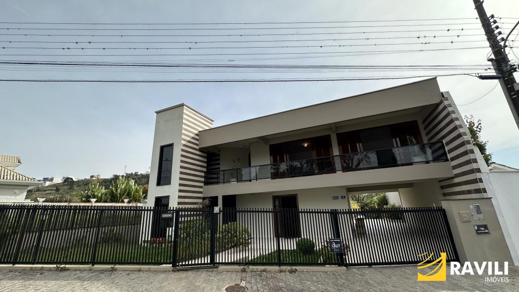 Casa de 4 quartos, 400 m², bairro Flor da Serra, Joaçaba/SC