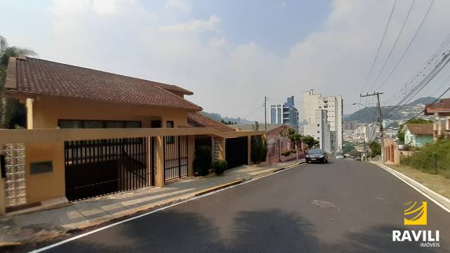 Casa Alto Padrão para Venda!