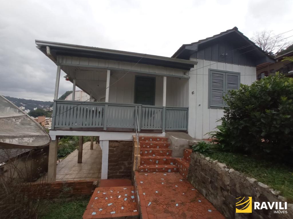 Casa de 3 quartos, 126 m², bairro Santa Tereza, Joaçaba/SC