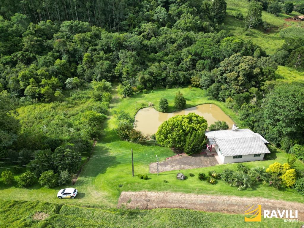 Sitio Encantador à Venda!