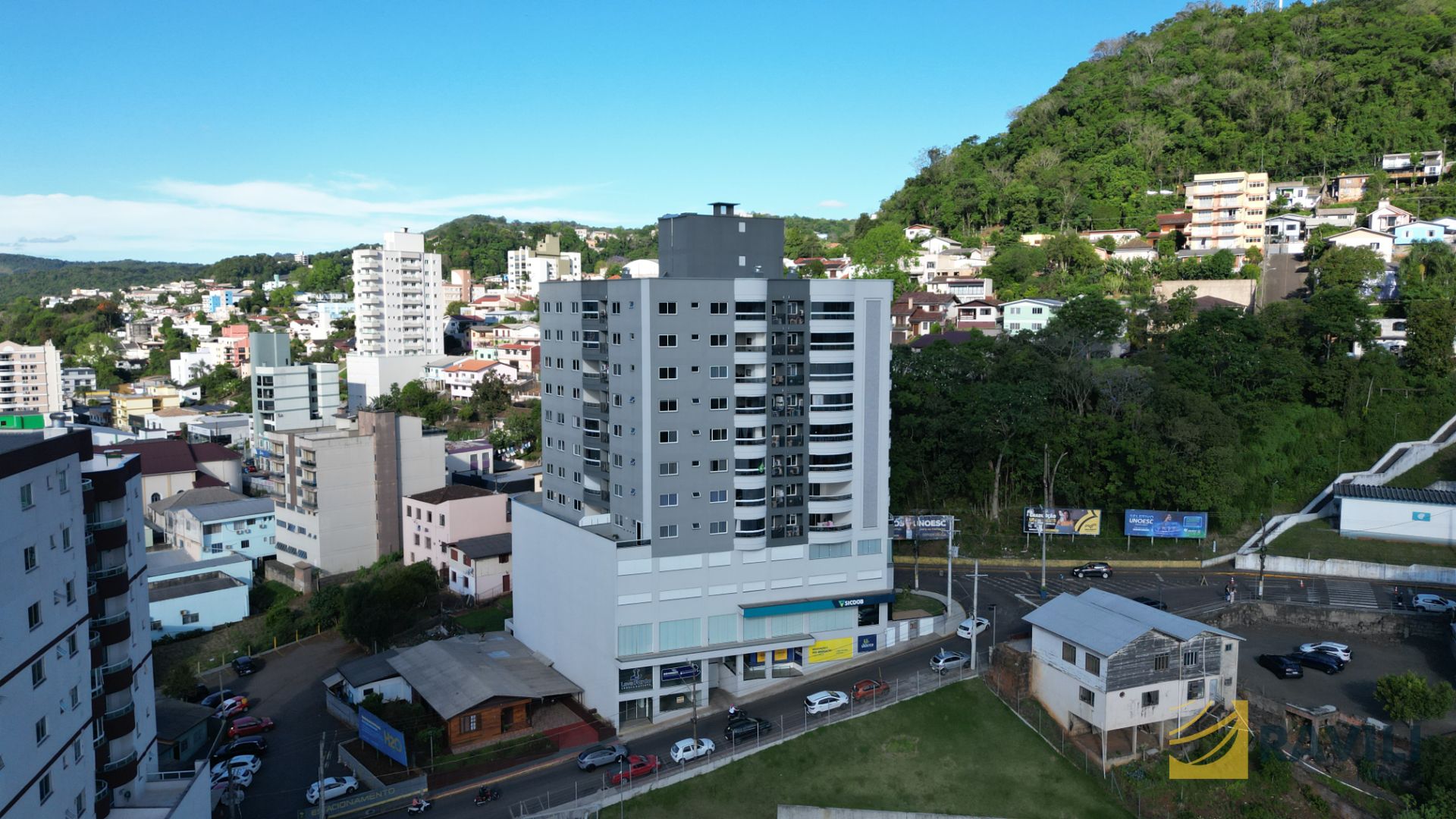 Apartamento de 2 quartos, 107 m², bairro Av. Santos Dumont - Herval D'Oeste/sc, Herval d Oeste/SC
